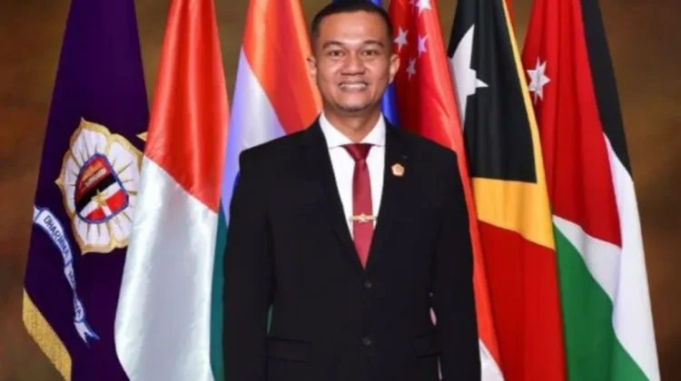 Disertasi Wide Putra Dorong Lahirnya Undang-Undang Profesi Atlet