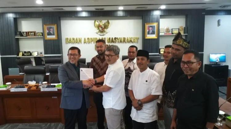 Masyarakat Kemuning Sampaikan Aspirasi ke DPR RI