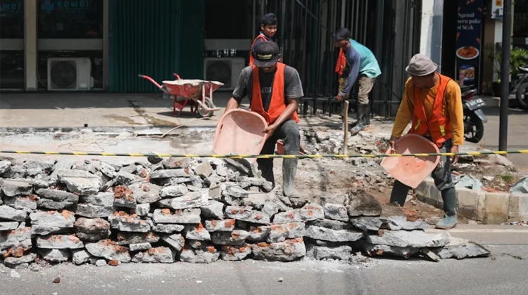 2.843 Lowongan Dibuka, Bisakah Padat Karya Jadi Solusi Pengangguran Jakarta?