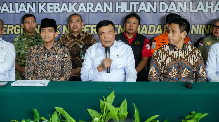 Kapolda hingga Pangdam Pertaruhkan Jabatan Hadapi Karhutla