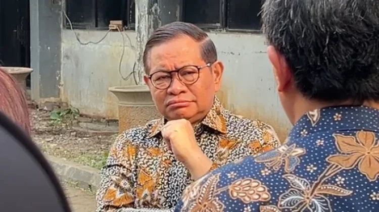 Gubernur Pramono Sampaikan Duka Cita Atas Meninggalnya Pelajar SMAN 6 Jakarta
