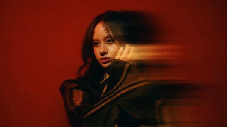 Dinda Ghania, Rilis Single Anyar Berjudul "Bad Connection"