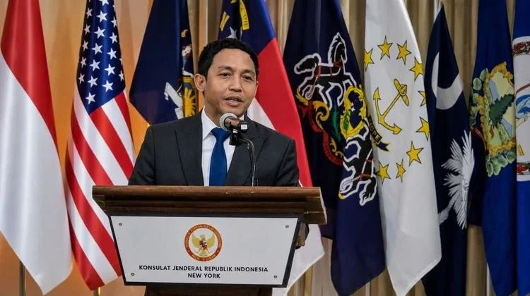 Menhut Raja Antoni Dukung Penuh KPK Usut Kasus Kuansing