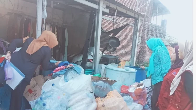 Pulau Panggang Perkuat Peran Keluarga Lewat Edukasi Pengasuhan Anak dan PSN