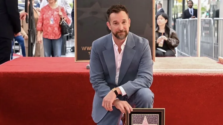 Terikat Kontrak Serial 'ER', Aktor Noah Wyle Mengaku Kehilangan Banyak Peluang