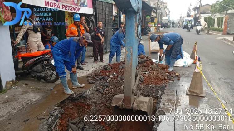 Pemkot Jakbar Pastikan Perbaikan Jalan Ambles di Kebon Jeruk Dipercepat