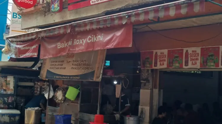 Bakmi Roxy Enak Gurih dan Legendaris