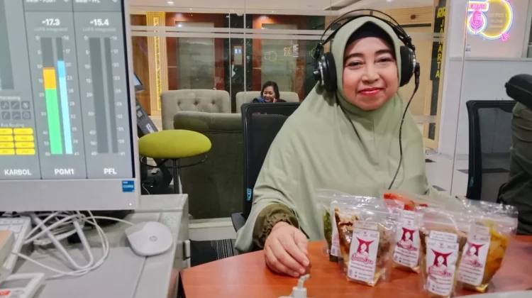 Guru Privat Menjadi Pelaku UMKM, Etta Bangun Usaha Bumbu Olahan Berbasis Digital