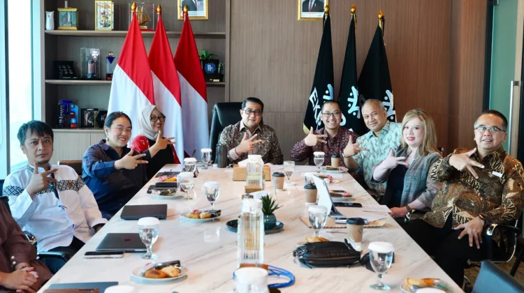 Ekonomi Kreatif Indonesia Perkuat Kolaborasi Global Bersama ALUMNAS