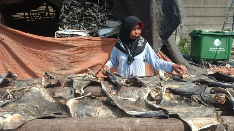 Dari Ombak Menjadi Harapan, Pelaku Usaha Pesisir Bangkit Bersama Bank Jakarta