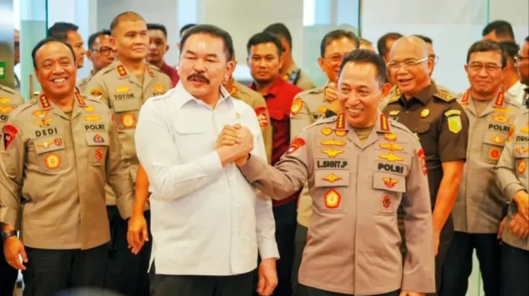 Temui Panglima TNI dan Jaksa Agung, Kapolri Dinilai Kedepankan Stabilitas Negara