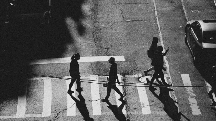 JPO Tendean Roboh, Perlukah Jakarta Beralih ke Zebra Cross Pelican Crossing?