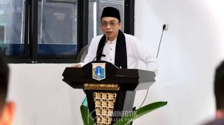 Puluhan Lapak PKL dan Posko Ormas di Jati Pinggir Ditertibkan