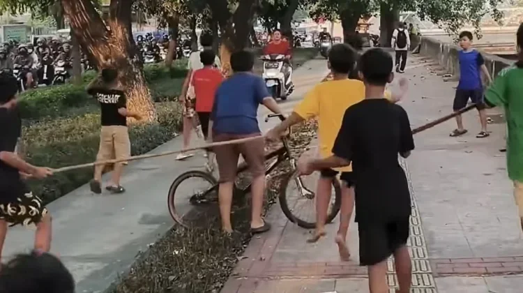Aksi Hadang Pemotor Buka Krisis Disiplin Berlalu Lintas