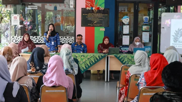 80 Kader Posyandu Sumur Batu Dibekali Pencegahan Stunting dan Pola Asuh