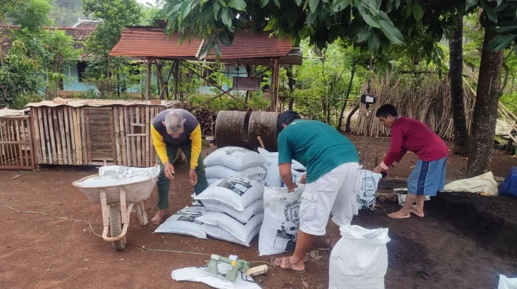 Program Desa Berdaya Energi, Gapoktan Gunungkidul Produksi 14 Ton Pupuk Organik