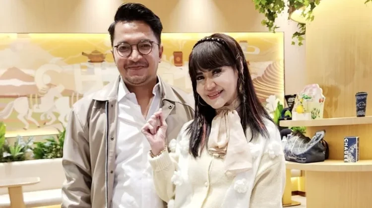 Dua Host RRI Jakarta Bertemu di Gandaria City