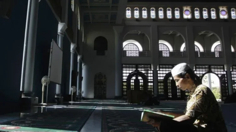 Belajar Tawakal Aktif Melalui Surah Al Fil dan Quraisy