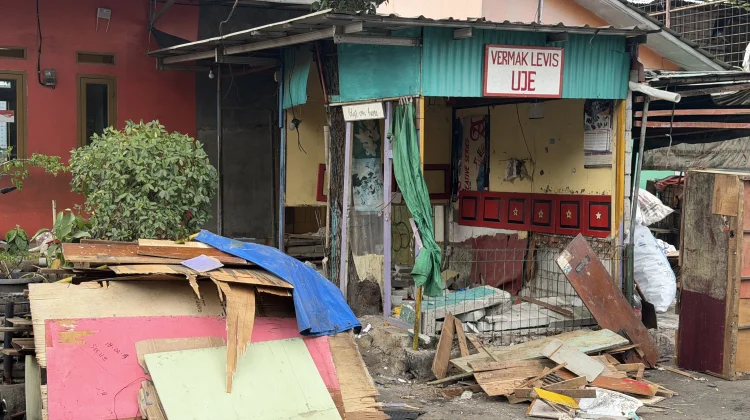 Pemkot Jakpus Tertibkan Kawasan Jati Pinggir untuk Penataan RTH