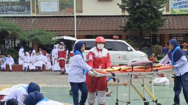 PMI Jakpus Dukung Demo Ekstrakurikuler PMR saat MPLS