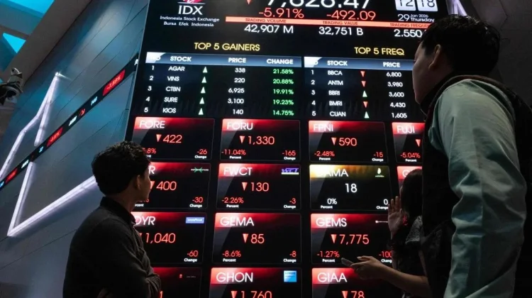 IHSG Masuk Zona Merah, Turun 24,47 Poin pada Penutupan Sesi I.