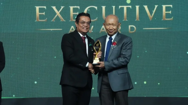 Direktur Utama PLN Energi Gas Raih Energy Executive Award 2026