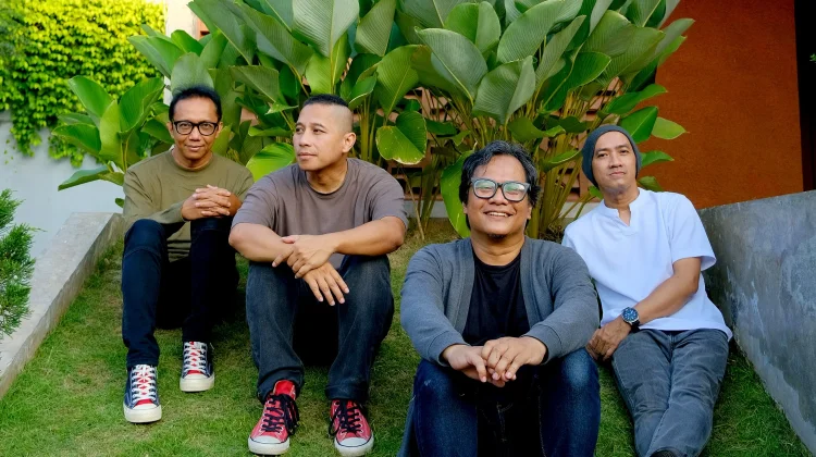 The Rain Rayakan 25 Tahun lewat Single Baru