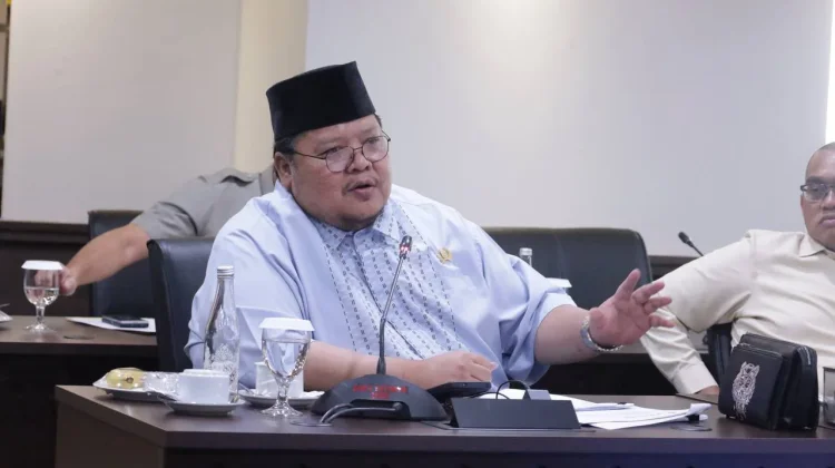 Legislator Ade Suherman Soroti Minimnya Pengguna Transportasi Umum di Jakarta