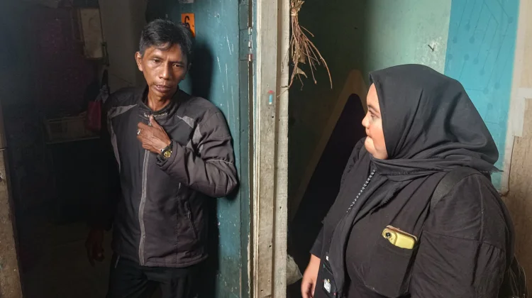 Tawa di Atas Kamar 3x2: Kisah Warga Menantang Pengapnya Kampung Bandan