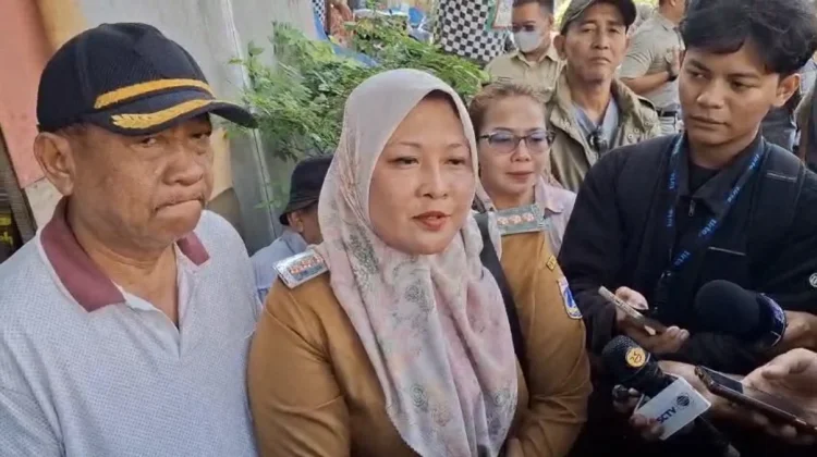 Camat Menteng Pastikan Gerobak Pedagang Korban Bentrokan Diganti