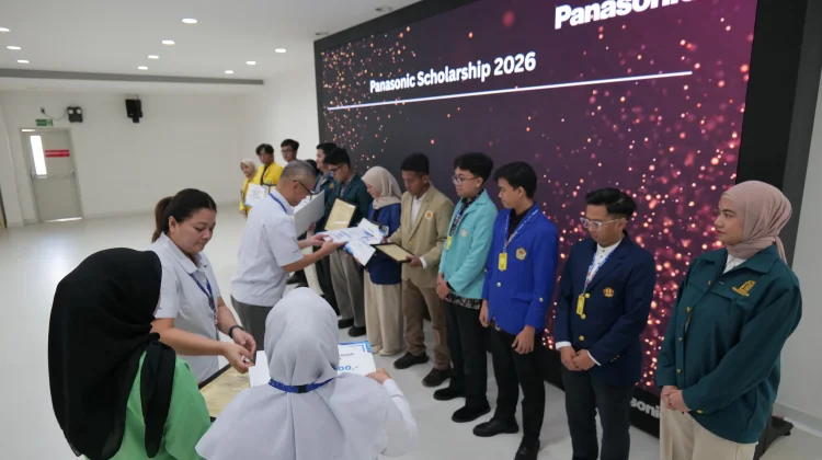 Puluhan Mahasiswa, Terima Beasiswa Panasonic Scholarship 2026