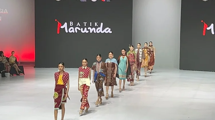 Batik Marunda Tampil di Indonesia Fashion Week 2026