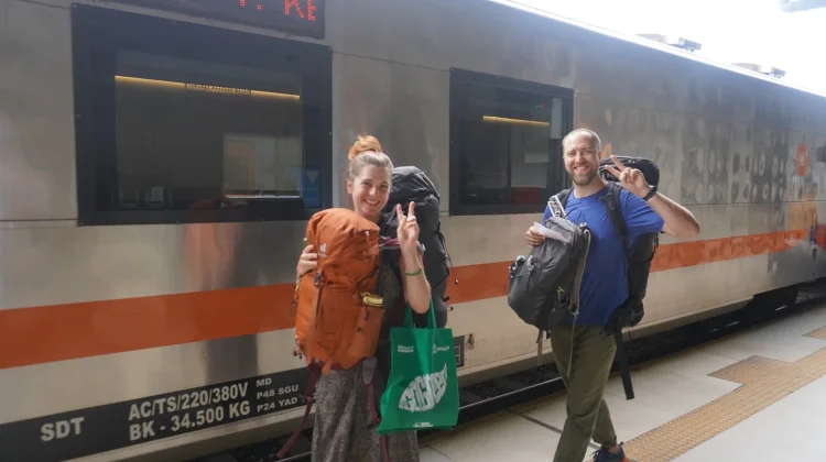 Sebanyak 664 Ribu Wisatawan Asing Pilih Kereta Api dari Daop 1 Jakarta