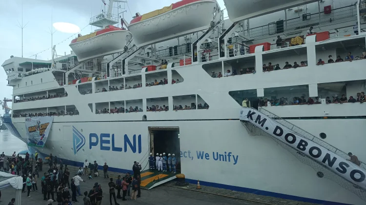 KM Tidar Bersandar Sabtu Pagi, Ribuan Penumpang Dilayani di Tanjung Priok