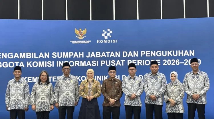 Perkuat Keterbukaan Informasi publik, Menkomdigi Kukuhkan Anggota KIP Baru