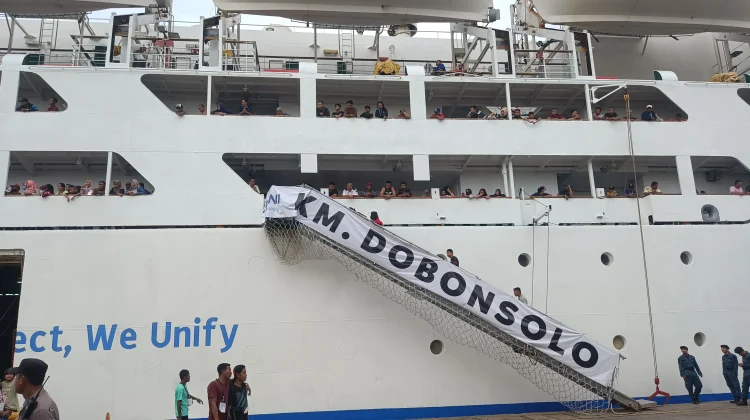 KM Dobonsolo Berangkat Senin Malam dari Tanjung Priok menuju Surabaya-Jayapura