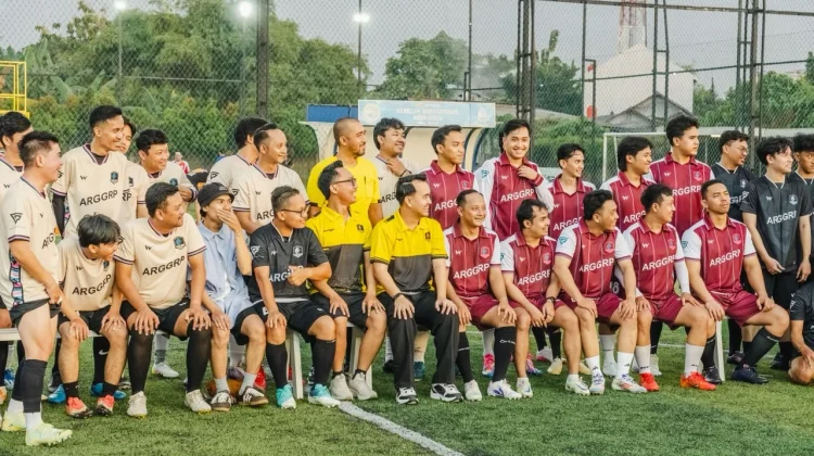 Cucu Nenek FC, Komunitas Sepak Bola yang Merajut Persaudaraan tanpa Batas