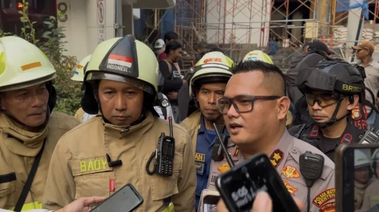 Kebakaran Gedung PT Optik Tunggal Sempurna Berhasil Padam, 10 Pekerja Dievakuasi