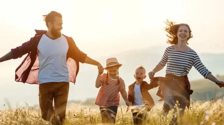 Bangun Rasa Percaya Diri Anak dengan 5 Langkah Positive Parenting