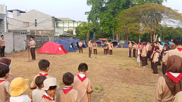 Camping Ground Sekolah AICJ Jatibening Satukan Siswa Sambut HUT RI