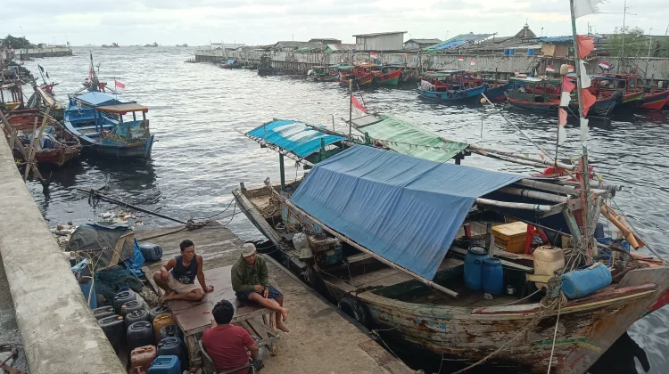 Minggu Pagi Berawan Tebal, Jakarta Utara Berangsur Cerah Berawan