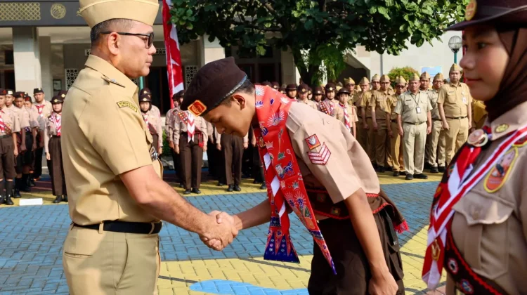 Wali Kota Lepas Kontingen Pramuka Jakpus ke Jambore Nasional dan Malaysia
