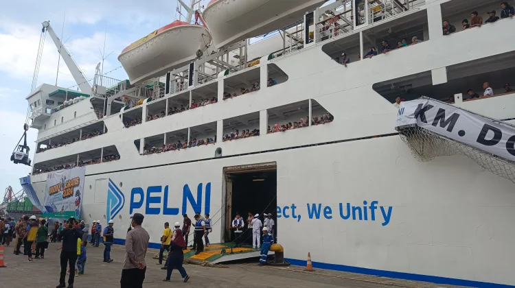 KM Ciremai Tiba di Tanjung Priok, Rencanakan Keberangkatan Kembali Siang Ini