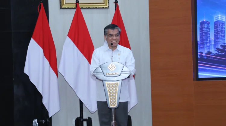 Menaker Yassierli Dorong Inovasi untuk Tingkatkan Layanan Kemnaker
