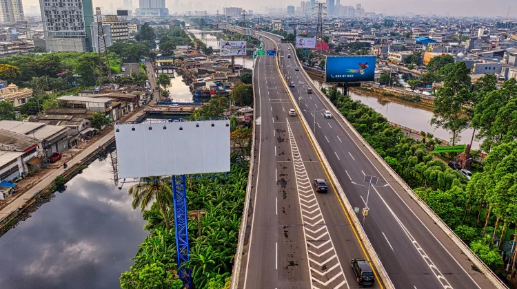 Kemarau Panjang Jakarta Tingkatkan Risiko Kebakaran
