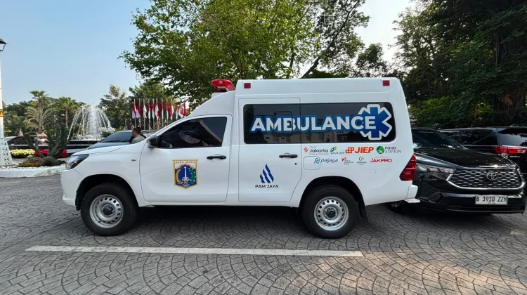 HUT ke-81 RI, PAM JAYA Dukung Penyerahan Ambulans untuk Suku Baduy