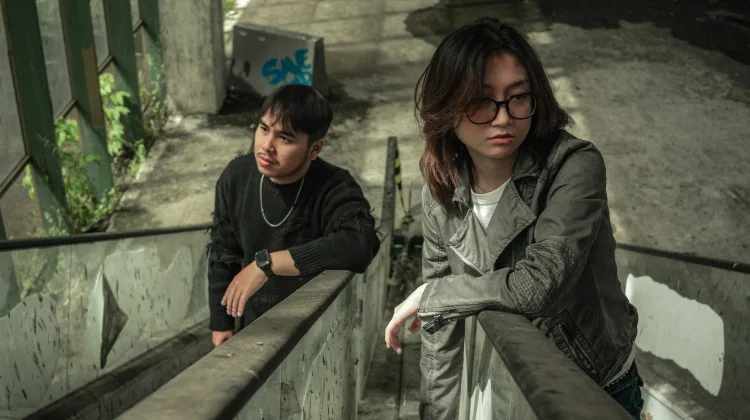 Dua Band Resmi Debut Bawa Single Reflektif 'Sick'