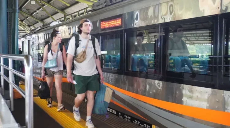 Hampir 97 Ribu Wisatawan Mancanegara Naik Kereta Api pada Juli 2026
