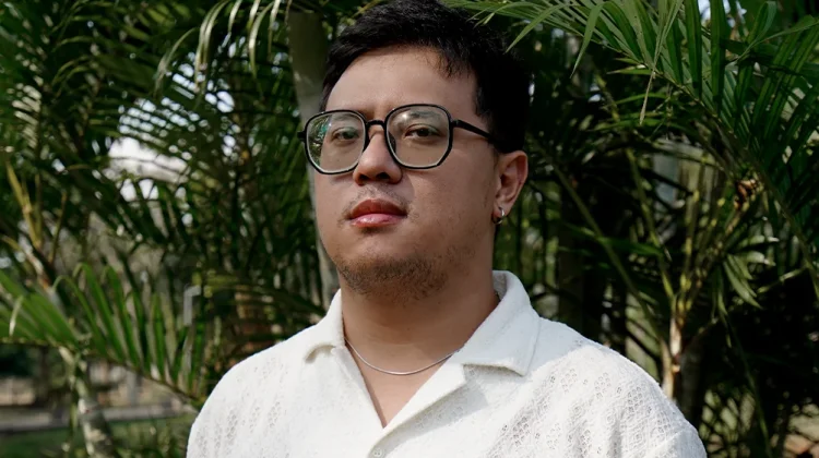 Felix Vergie Resmi Rilis Album 'Khayal Khayalan'
