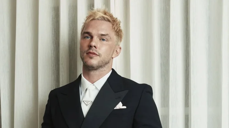 Nicholas Hoult Jadi Gilderoy Lockhart di "Harry Potter"